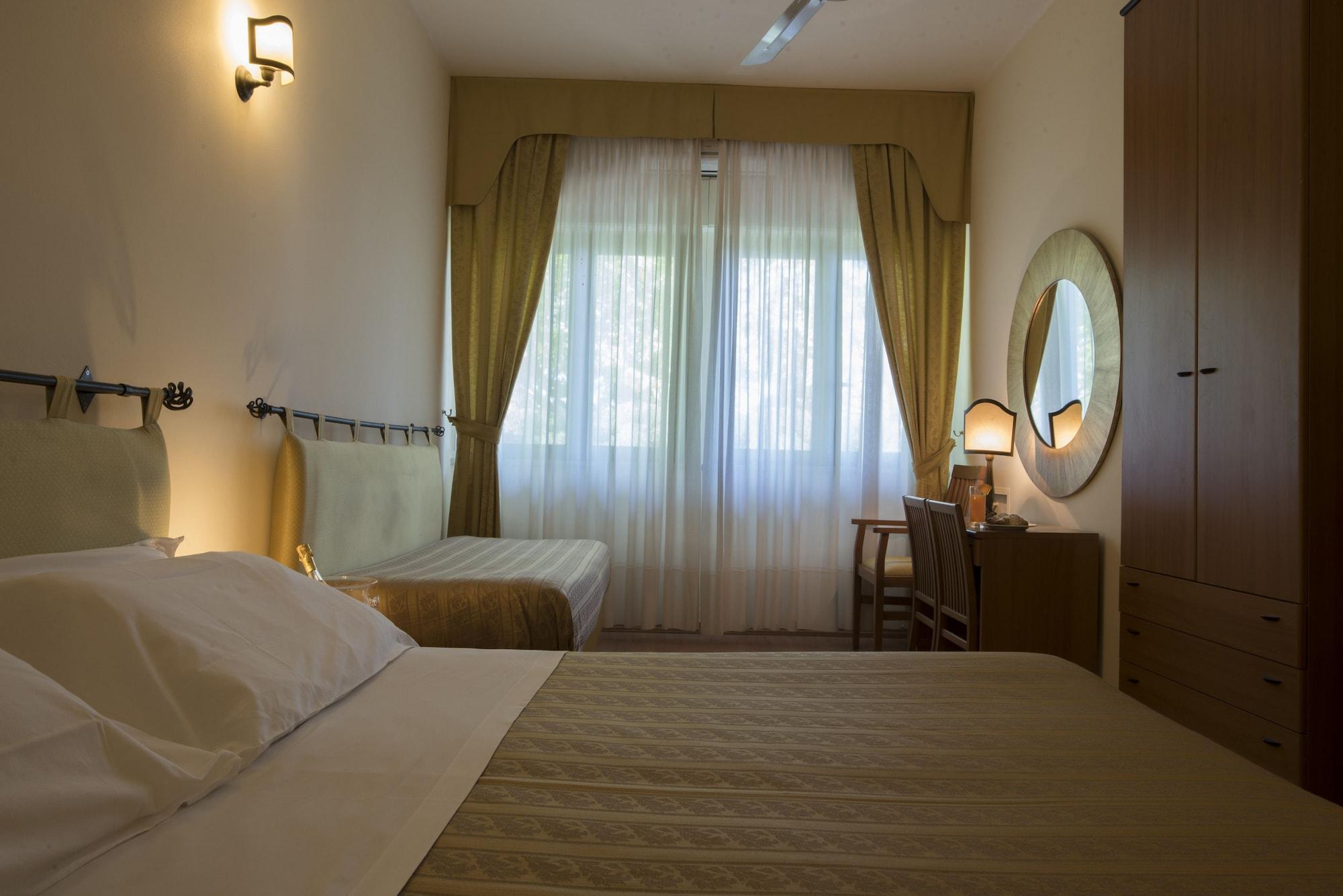 Villa Morgana Resort And Spa Torre di Faro Екстериор снимка